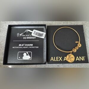 Kansas City Royals Logo Expandable Bangle Bracelet